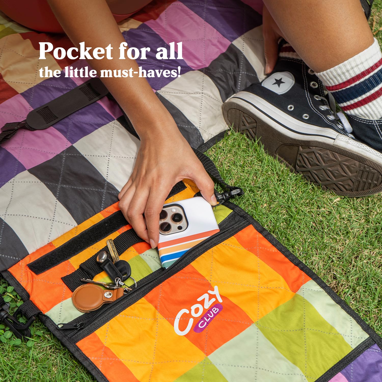 Cozy Club Waterproof Picnic Blanket - Beach mat | Colorful